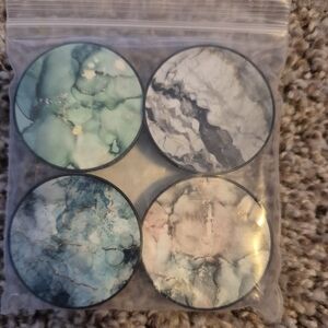 NIB 4 cell phone popsocke